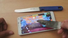 Galaxy Note 4'ün Ekranı Bıçakla Test Edildi