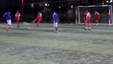 Halı Sahada Sıra Dışı Bir Gol