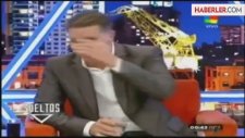 Forlan'ın Sevgilisinden Göğüs Frikiği