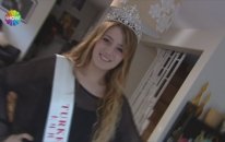 Gizem Karaca Evinin Kapılarını Actı