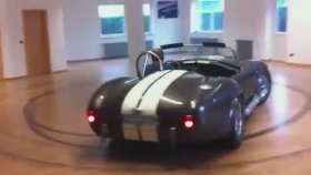 Evin İçinde Drift Yapmak - Shelby Cobra