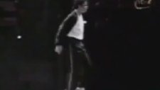Michael Jackson - Ay Yürüyüşü (Moon Walk)