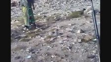 Tek Atışla Sigarayı Vuran Yemenli Adam