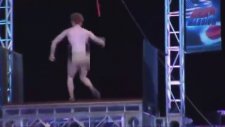Çıplak Yarışmacı - Ninja Warrior
