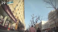Göğüslerin Arasına Gizli Kamera Yerleştirmek