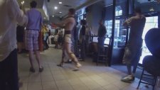 Spartacus - Starbucks'tan Kahve Alması