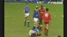 Vinnie Jones'dan Efsane Fauller