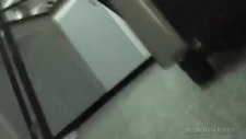 Tavandaki Dev Örümceği Yakalama Tekniği