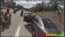 Motosikletle Polise Çarpmanın Sonu