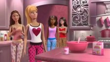 Barbie - Ürkütücü Pijama Partisi