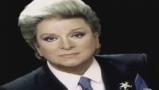 Zeki Müren - Bir Sokak Çeşmesi Oldu Gençliğim