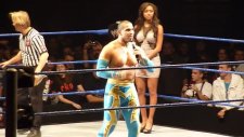 Sin Cara'nın Maskesini Çıkarma Anı