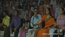 Aaja Nachle - Madhuri Dixit
