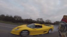 Ferrari F50 İle Su Kayağı Keyfi