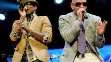 Pitbull ft. Ne-Yo - Time of Our Lives (Canlı Performans)