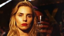 Sander Kleinenberg ft. Gwen McCrae - Can You Feel It (Official Music Video)