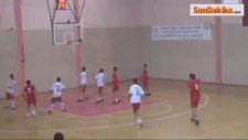 Engelli Sporcular Basketbol Maçı Oynadı