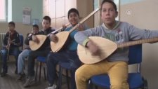 Devamsızlık Yapan Çocuklara Müzikle Destek Olmak