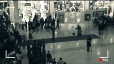 Evlilik Tekilifi İçin Tüm AVM'yi Seferber Etmek