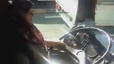 Trabzonlu Otobüs Şoförü Nigar Teyze