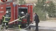 Yangın Söndürme Tatbikatında İtfaiye Müdürünü Sırılsıklam Etmek