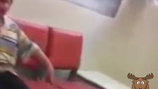 Kan Vermek İstemeyen Ergen Kamu Spotunda