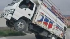 Yozgat'ta Şaha Kalkan Kamyonet