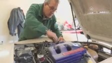 Evinin Garajında Shelby Cobra Yapan Vatandaş