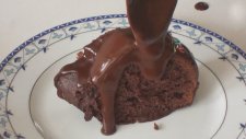 Çikolata Soslu Kek Tarifi | En Nefis Yemekler