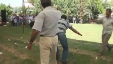 Keklik Oynarken Emeklemeyi Çğrenmek