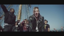 Macklemore & Ryan Lewıs - Cant Hold Us Feat. Ray Dalton (Offıcıal Musıc Vıdeo)