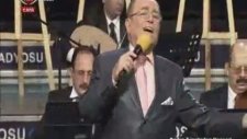 Kutlu Payaslı -Çiçeksiz Bahçeme Baharla Gelen