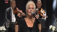 Sevval Şentürk - Duygular Coşuyor Çaldığın Zaman
