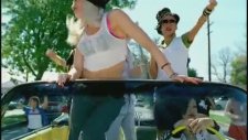 Gwen Stefani - Hollaback Girl