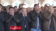 Hüseyin Üzmez'in Cenaze Namazı - Müslüm Gündüz ve Müritleri