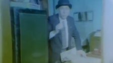 Aydemir Akbaş - Hayır Anasından