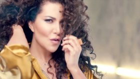 Ebru Yaşar - Ft. Tan - Cumartesi Ebru Yaşar - Ft. Tan - Cumartesi