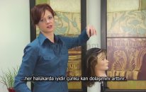 Saçlarınızı Süt Kullanarak Düzleştirin