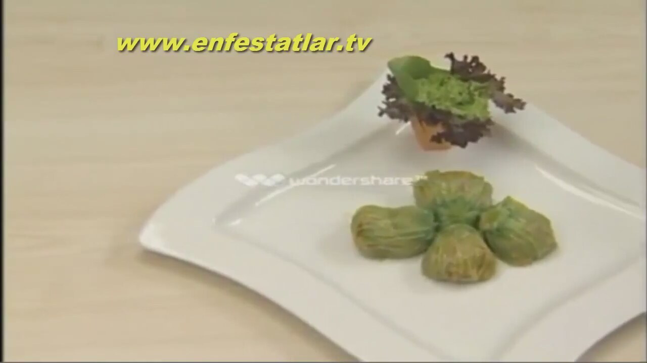 Zeytinyağlı Kabak Çiçeği Dolması Yapılışı Videosu Zeytinyağlı Kabak Çiçeği Dolması Yapılışı Videosu