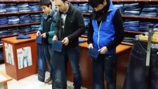 1 Saniyede Kot Pantolon Nasıl Katlanır?
