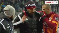 Beşiktaş - G.Saray Maçında Bilic, Melonun Elini Omzundan İndirdi