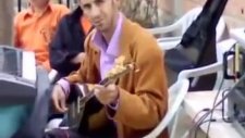 Bağlama ile Elektro Gitar Çalmak