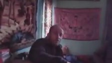 Kadın ve Meyve (Yarı Erotik İçerik)