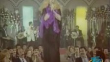 Perran Kutman'ın Eşsiz Repertuarı