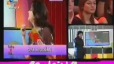 Oya Aydoğan'dan İngilizce Show - Makina