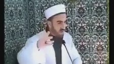 Cuma Vaazında Stand-up Yapmak