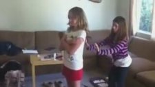 Güven Testini Çok Yanlış Anlayan Kız