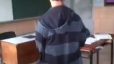 Seneye Görüşürüz Esprisi Yapan Ergen