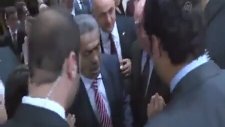 Kamer Genç'in Emine Erdoğan'a Tepki Göstermesi