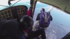 Uçak Kazasından Kıl Payı Kurtululan Skydivingciler